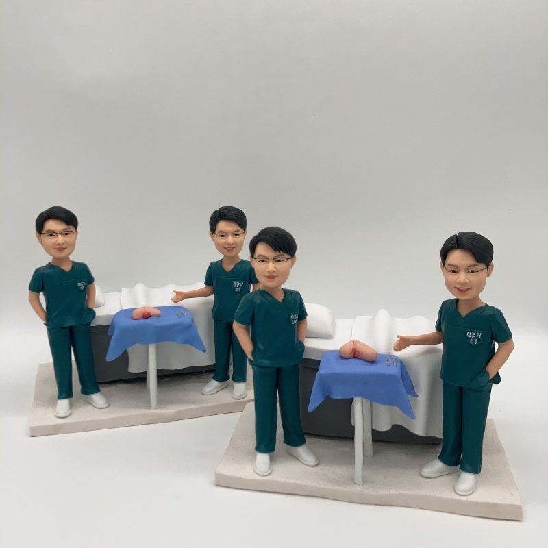 【QEH 外科醫生手術室人像公仔】伊利沙伯醫院醫生日紀念禮物 / 醫療手術造型客製化公仔 / QEH Surgeon Figurine
