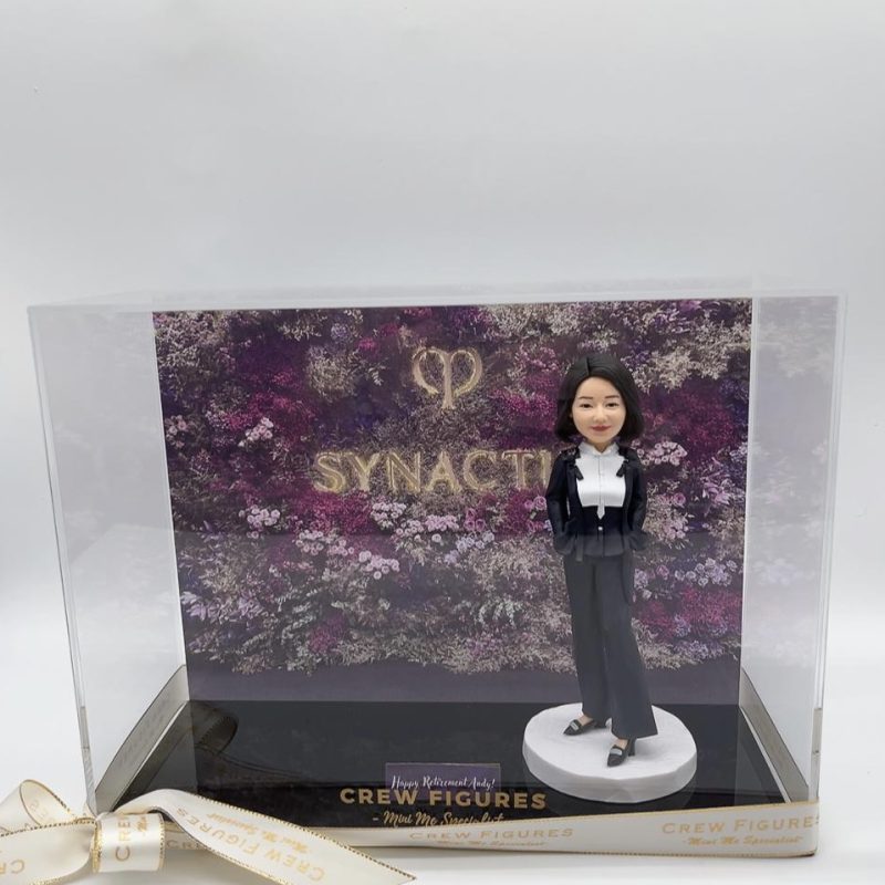【Clé de Peau Beauté 專業形象人像公仔】奢華美妝品牌經理離職紀念禮物 / 職場行政造型客製化公仔 / CPB Executive Figurine