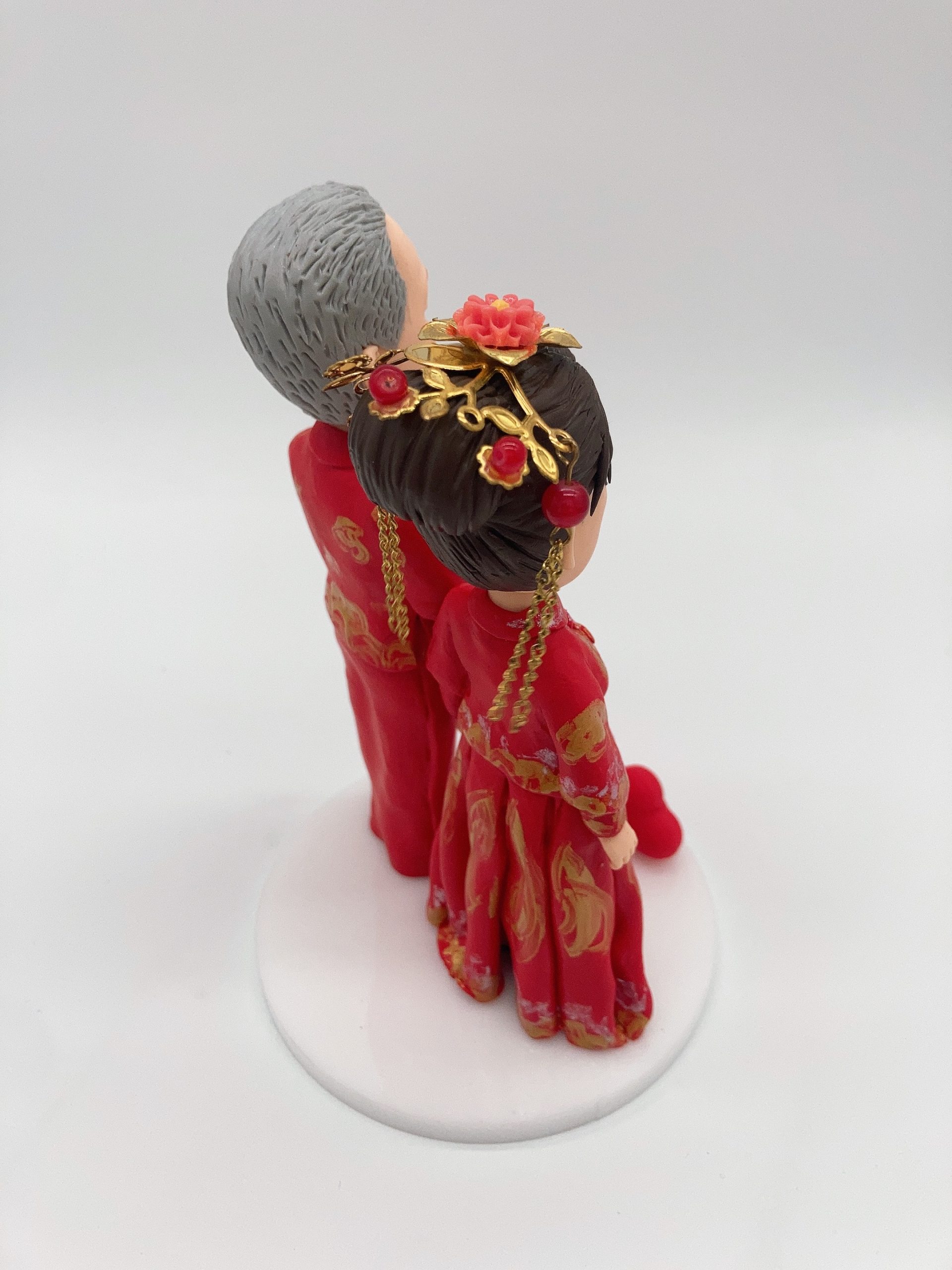 【結婚40周年永生花玻璃罩人像公仔】紅寶石婚紀念品、結婚周年禮物、長輩祝壽公仔、永生花擺設 / 40th Anniversary Preserved Flower Figurine - Image 3