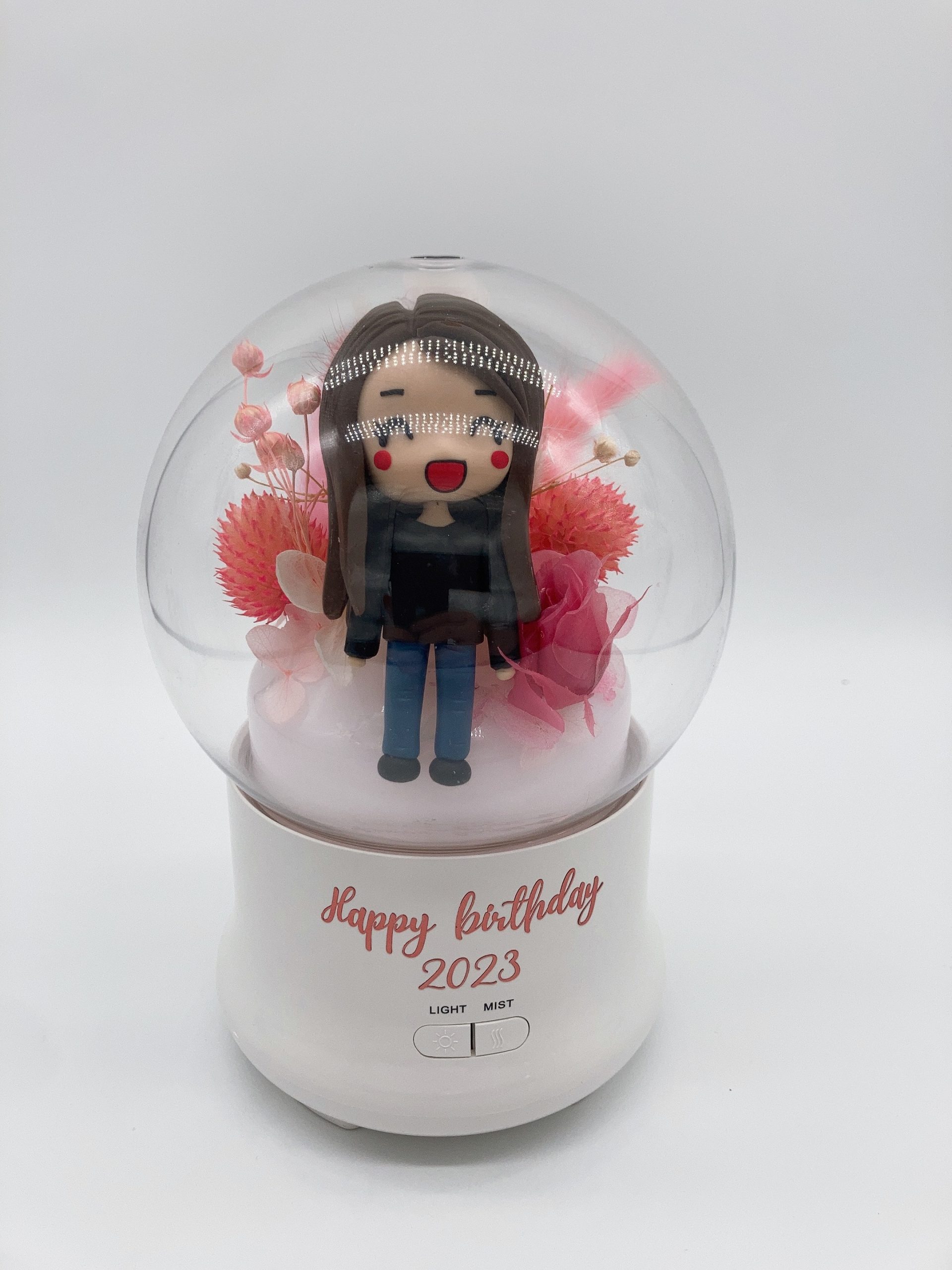 生日禮物永生花加濕器人像公仔、客製化慶生擺設【Happy Birthday 專屬訂造公仔】Birthday Gift Figurine