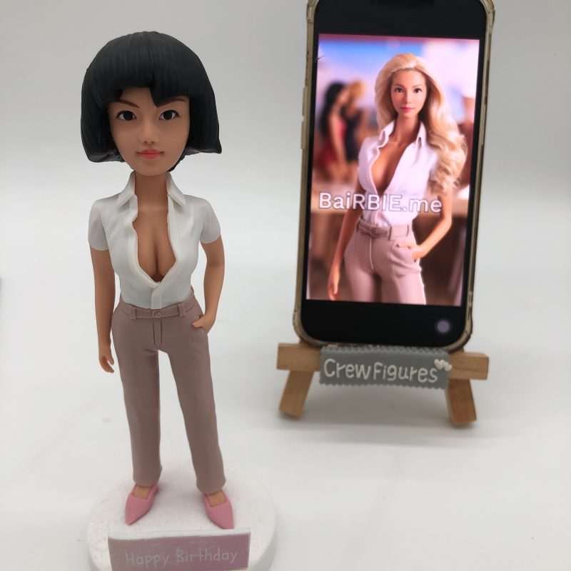 【Barbie AI 娃娃造型人像公仔】生日紀念禮物 / AI 變身風格訂製 / 香港原創設計 Barbie AI Doll Figurine