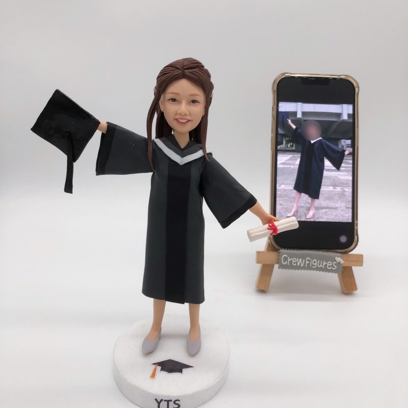 【畢業典禮人像公仔】學士服畢業生與專屬客製化公仔擺設 / Graduation Ceremony Figurine