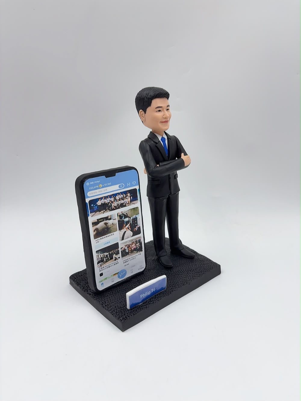 程式員設計師紀念人像公仔、IT 專才客製化西裝手辦【手機 App 界面】Programmer Figurine - Image 4