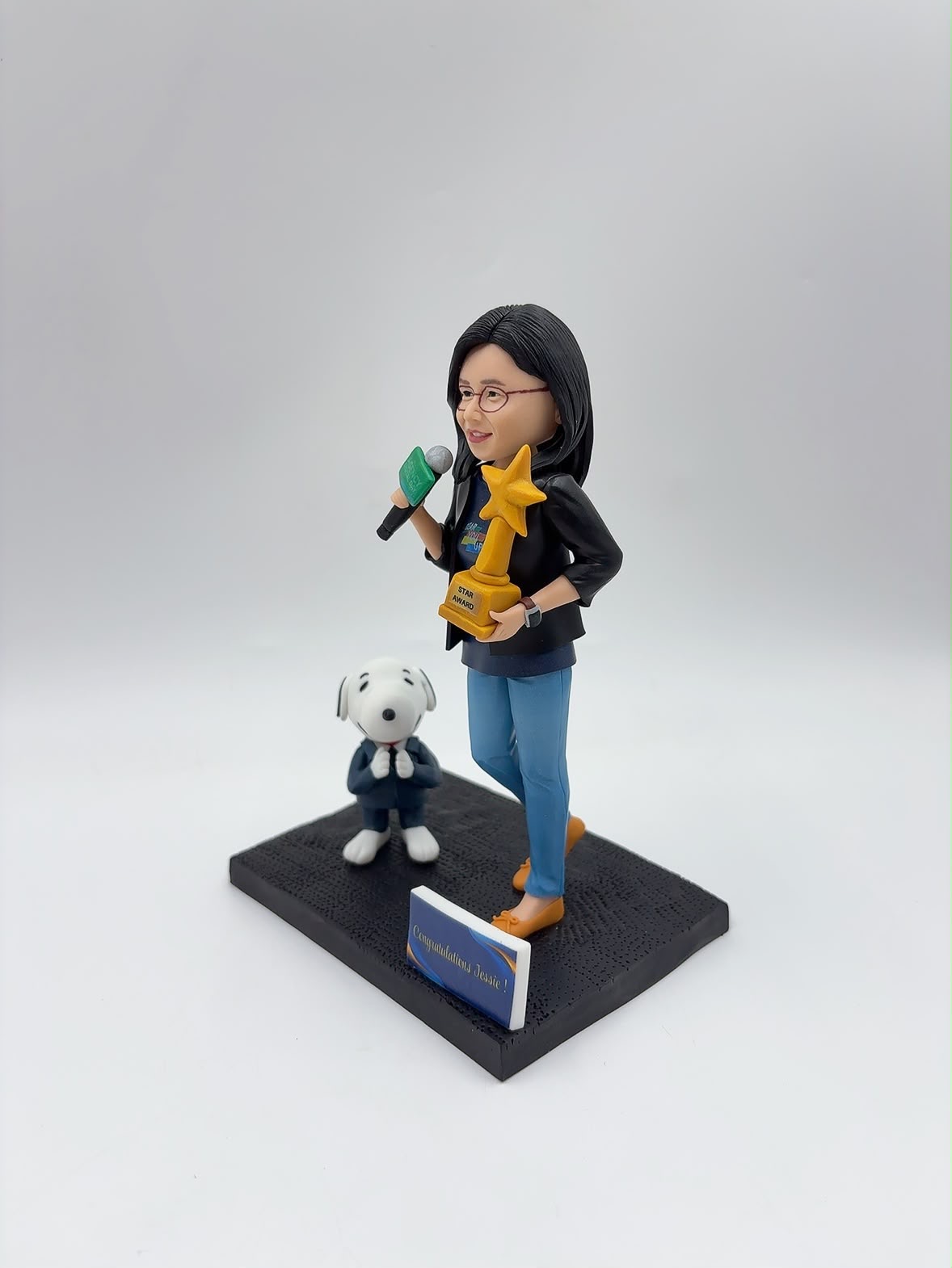 明星獎人像公仔、主持人致敬【史努比與星星獎盃客製化公仔】Star Award Figurine - Image 2