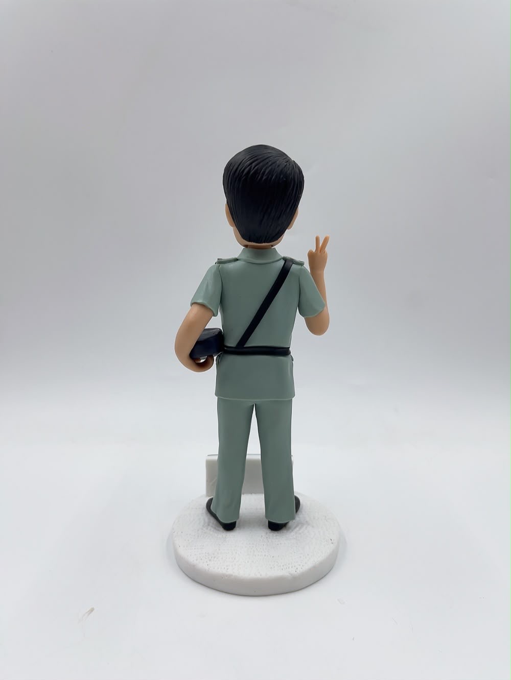 榮休紀念人形公仔、香港警務處客製化人像公仔【警察人像公仔】Happy Retirement Hong Kong Police Force Figurine - Image 3