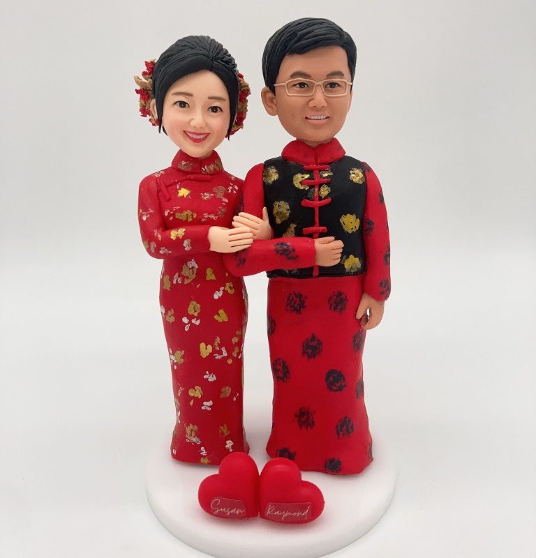 中式結婚裙褂人像公仔、新人過大禮婚宴人像擺設【中式傳統裙褂與馬褂雙人新婚造型】Traditional Chinese Wedding Qun Kwa and Ma Gua Couple Figurine