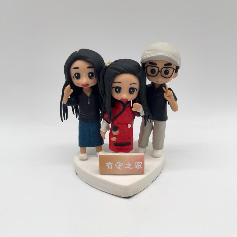 家庭客製化Q版人像公仔首選【有愛之家三人家庭Q版軟陶人像紀念公仔】 Family Chibi Figurine Collection